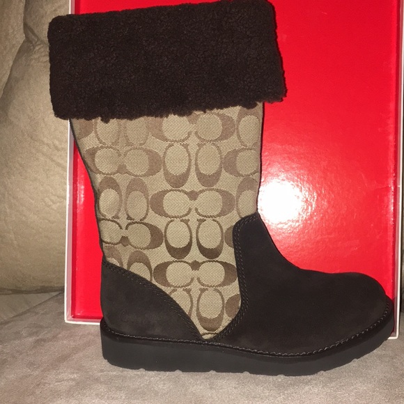 NEW COACH Kally boot logo CC sz 6 khaki/chocolate/ - Picture 3 of 15